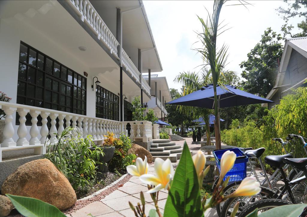La Digue Self-Catering Apartments Exterior photo